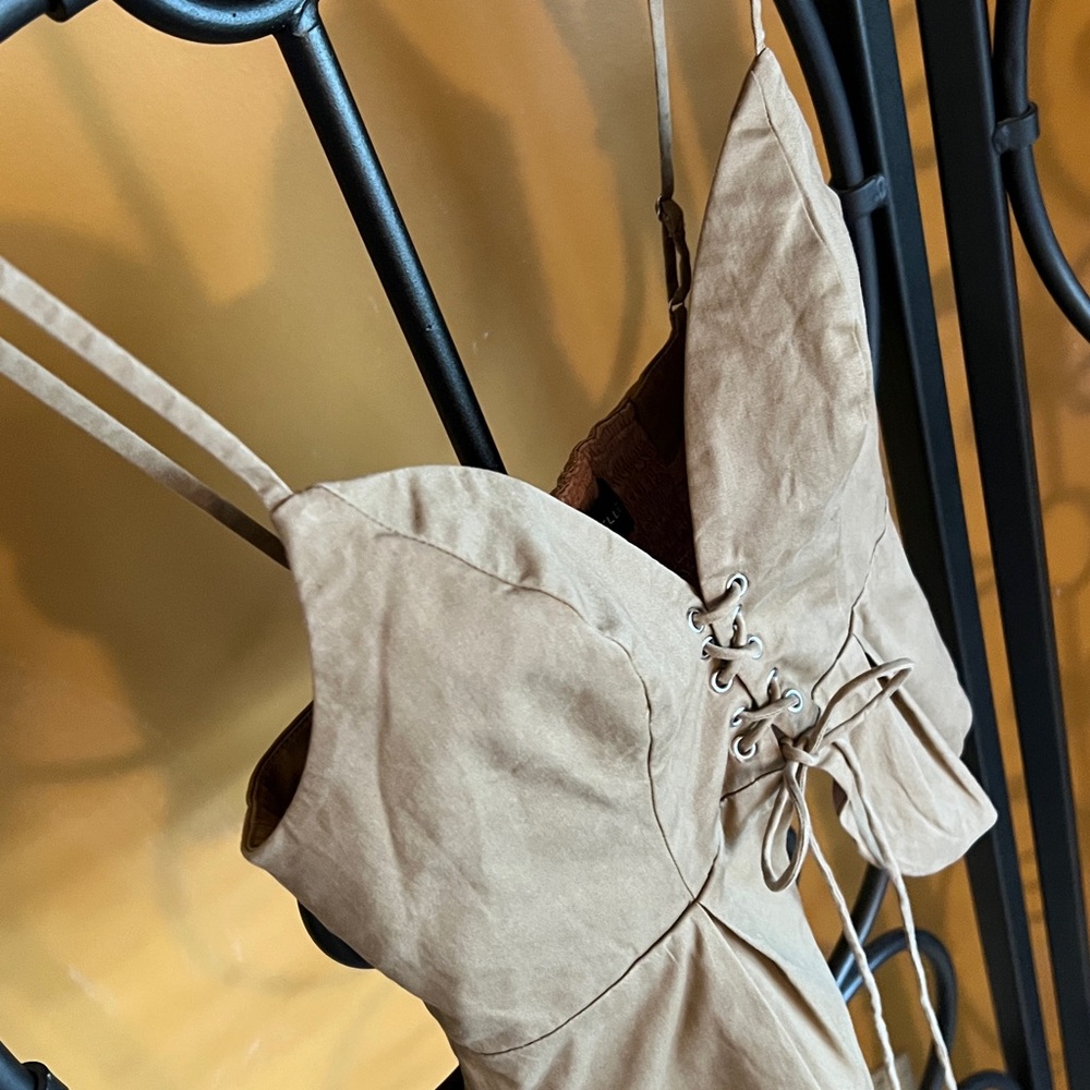 MAJORELLE Gibson Top - Picture 8 of 13